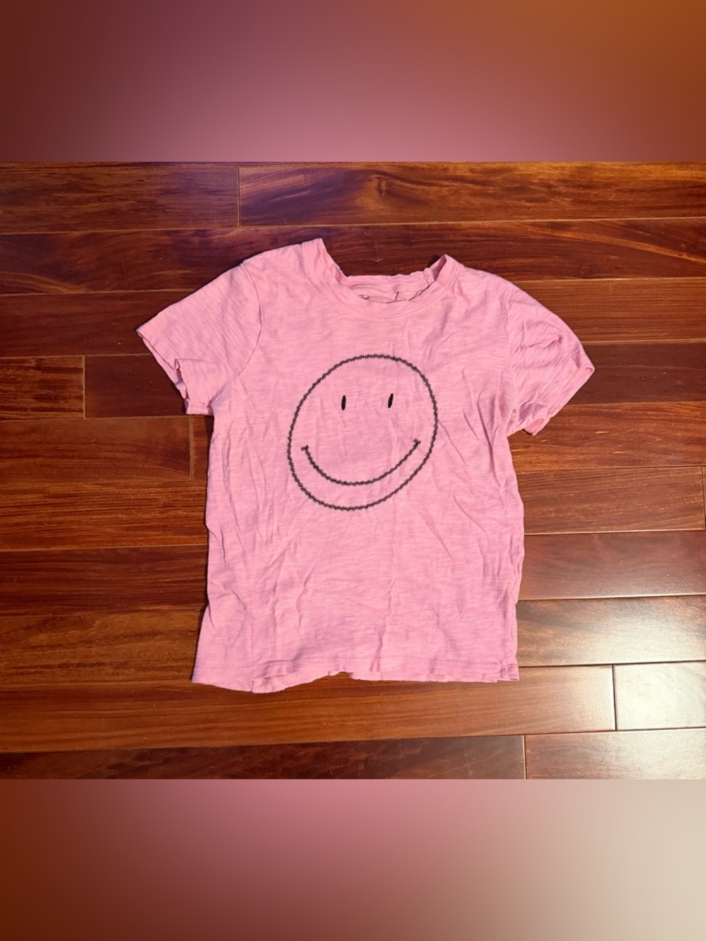 Elan Pink Tee with Black Smiley Graphic Size M